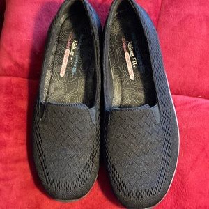 Skechers Relaxed Fit Cooled Memory Foam
